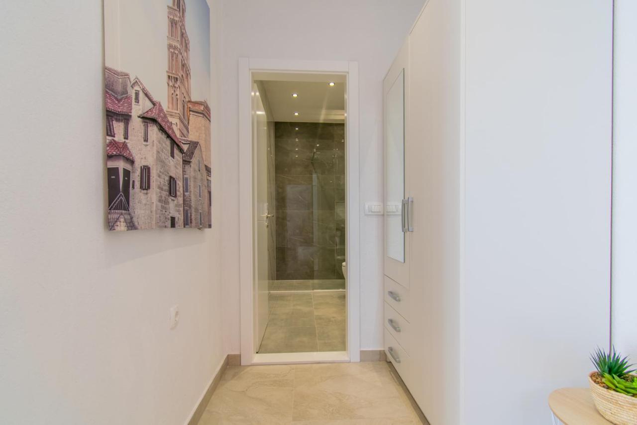 Apartmani Lavanda Centar Макарска Екстериор снимка