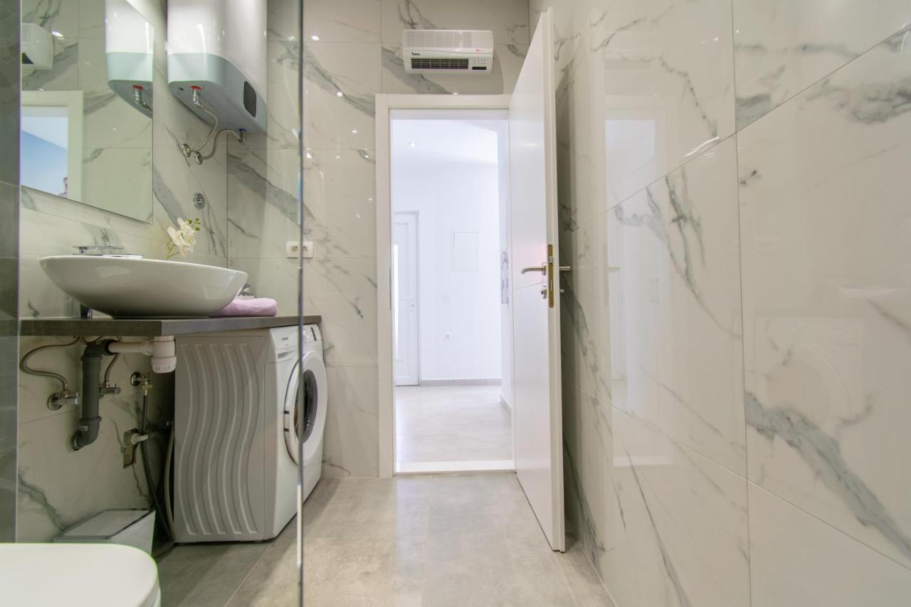 Apartmani Lavanda Centar Макарска Екстериор снимка