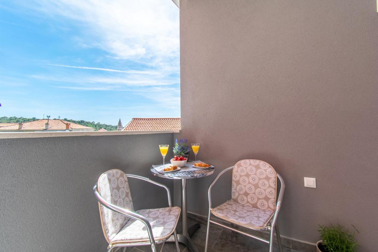Apartmani Lavanda Centar Макарска Екстериор снимка