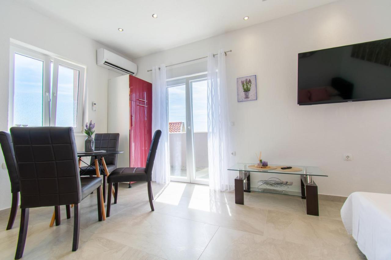 Apartmani Lavanda Centar Макарска Екстериор снимка