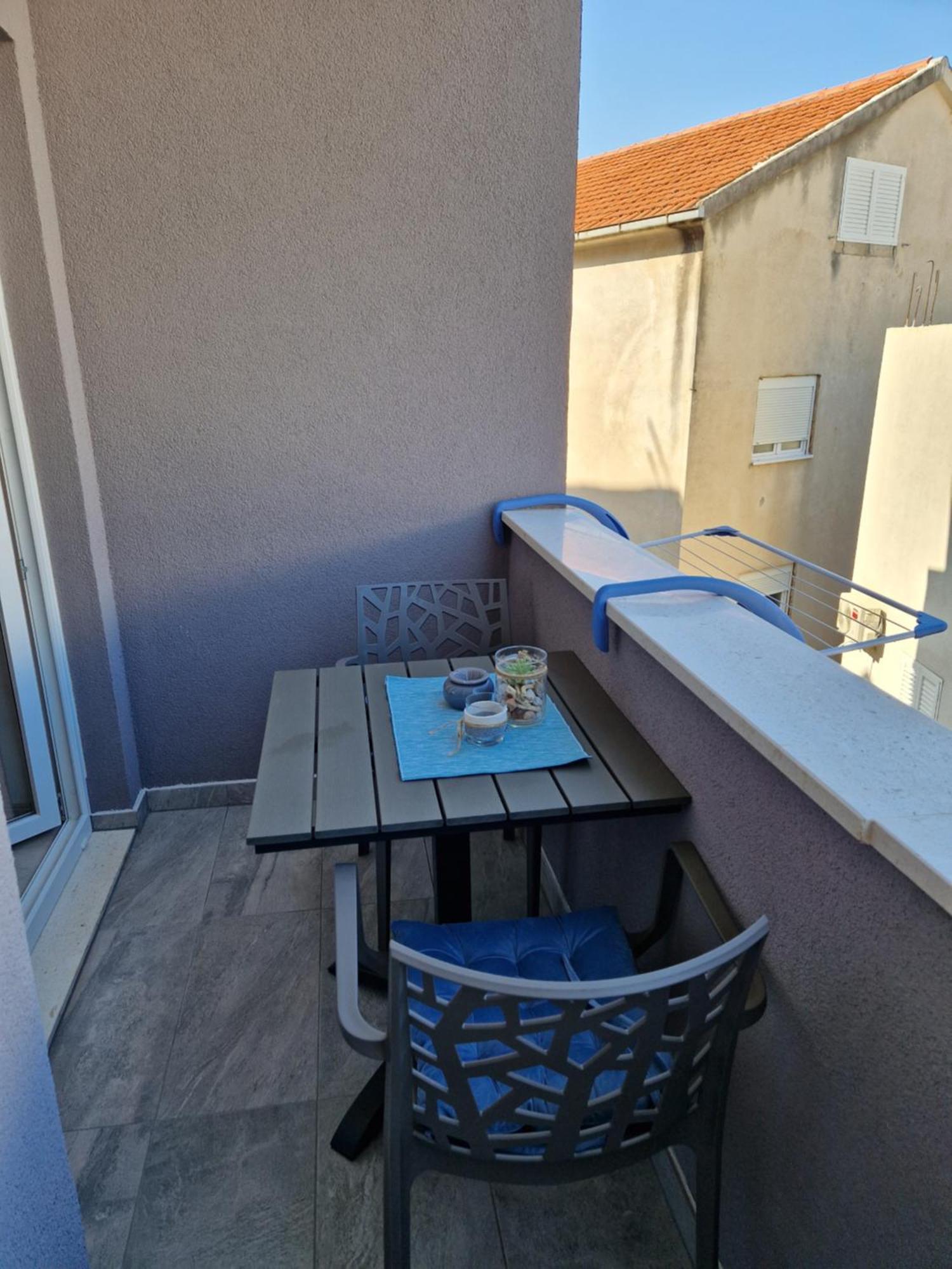 Apartmani Lavanda Centar Макарска Екстериор снимка