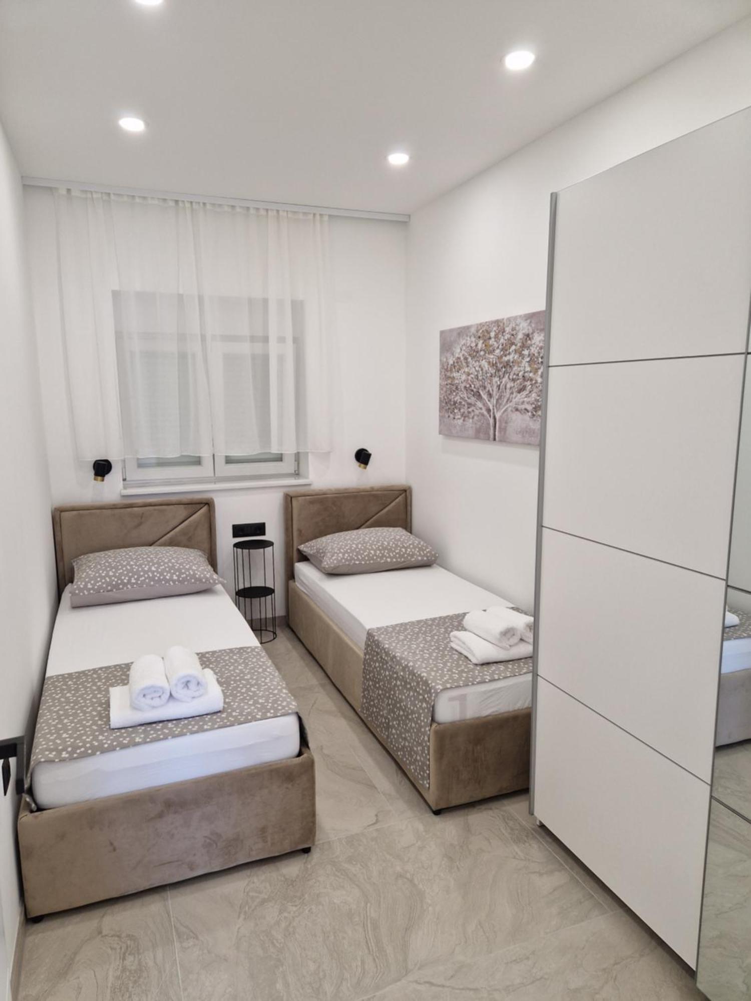 Apartmani Lavanda Centar Макарска Екстериор снимка