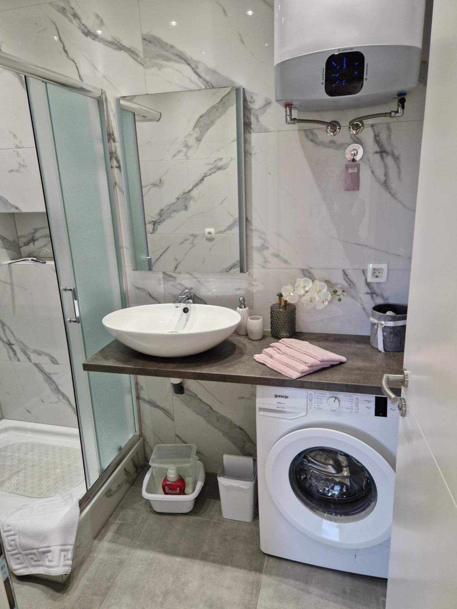 Apartmani Lavanda Centar Макарска Екстериор снимка